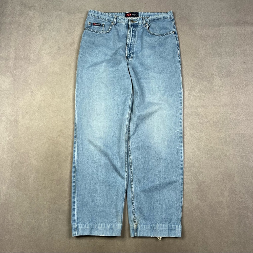 Diesel Men's Relaxed Light Blue Jeans Y2K